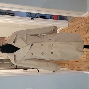 MICHAEL Michael Kors Tan Trench Coat with Lining  (M)